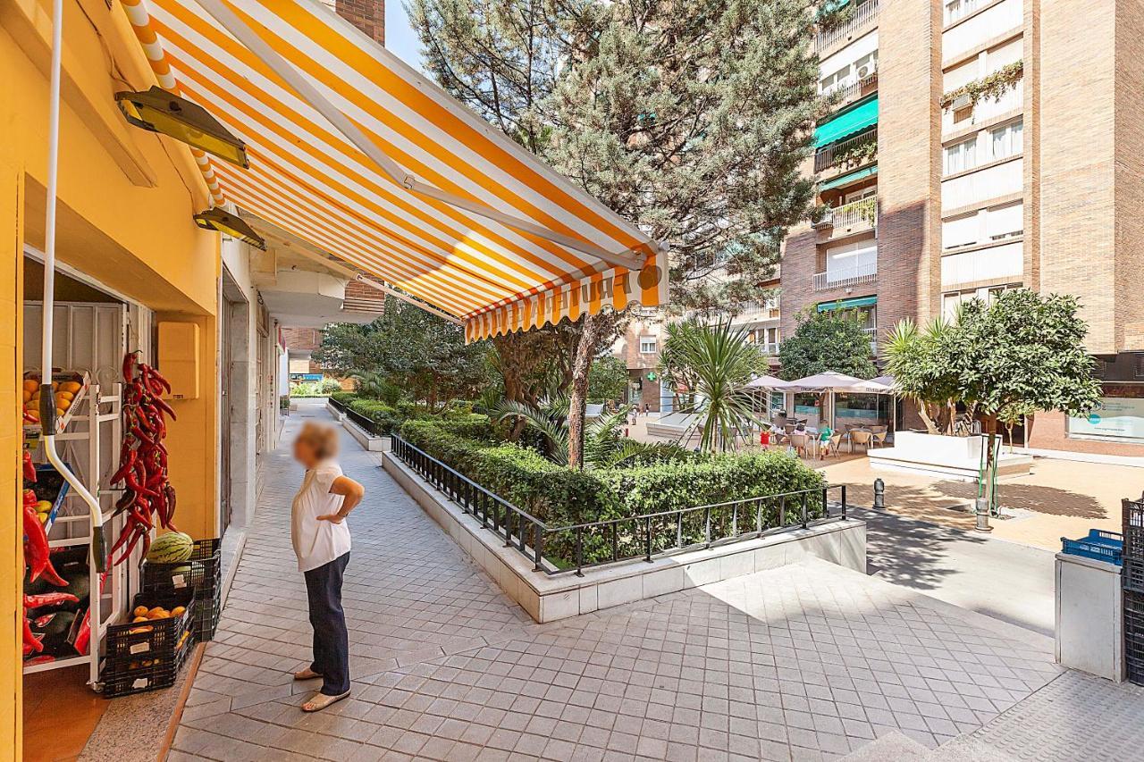 Amplio Y Centrico, Recien Reformado, Calefaccion Central, Jardines, Supermercados, Cafeterias Y Todos Los Servicios En El Corazon De La Ciudad Granada Buitenkant foto